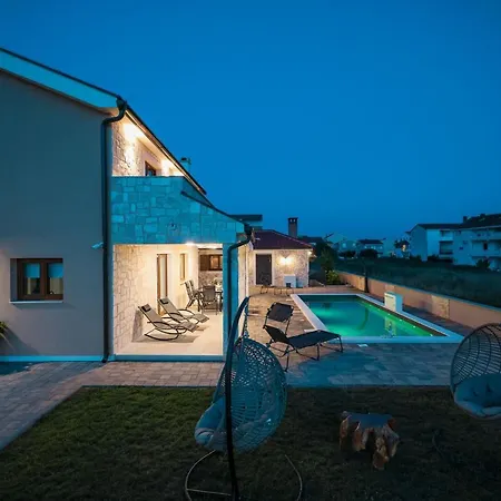 Villa Cicibella With Heated Pool 150 Meters From The - By Ta Leut Agency Privlaka (Zadar)