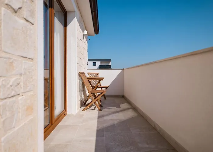 Villa Cicibella With Heated Pool 150 Meters From The - By Ta Leut Agency