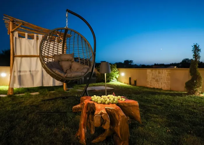 Cicibella With Heated Pool 150 Meters From The - By Ta Leut Agency Villa