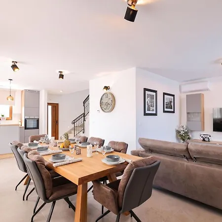 Cicibella With Heated Pool 150 Meters From The - By Ta Leut Agency *