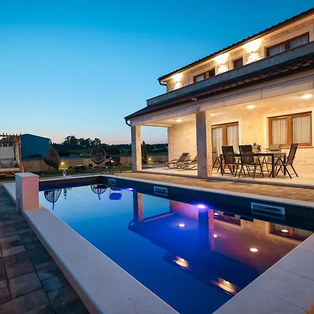 Cicibella With Heated Pool 150 Meters From The - By Ta Leut Agency