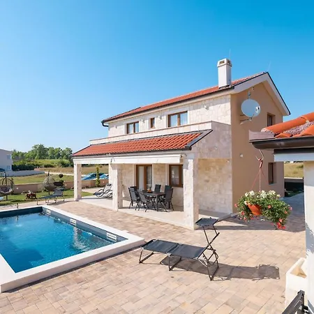 Villa Cicibella With Heated Pool 150 Meters From The - By Ta Leut Agency Privlaka (Zadar)